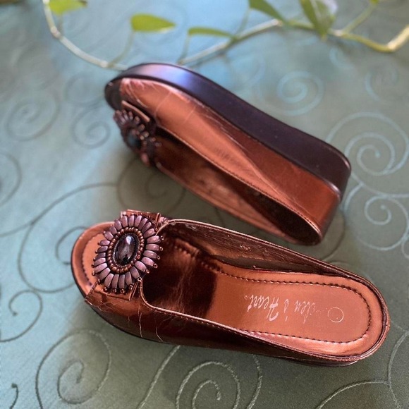 Helens Heart Metallic Copper Platform Slide Sandals Beaded Flower Wedges Women 7 - Picture 5 of 6